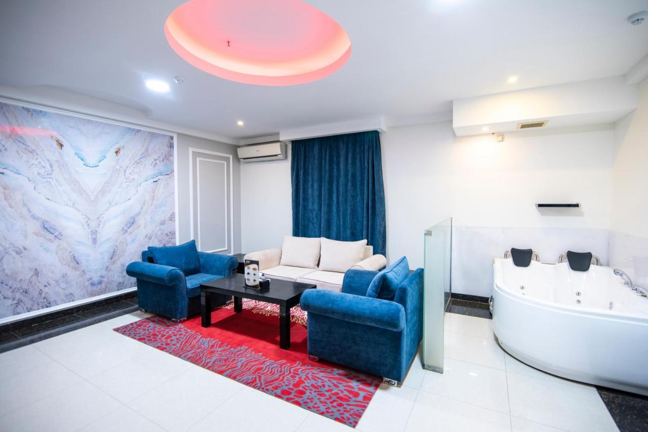 Rose Oasis Hotel Najran Exterior photo