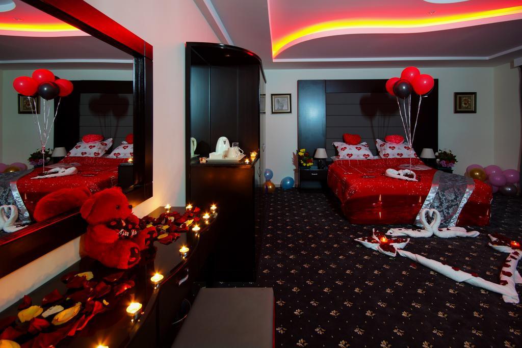 Rose Oasis Hotel Najran Exterior photo